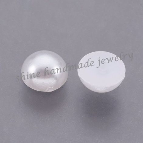 Cabochon perla alba 6x3mm