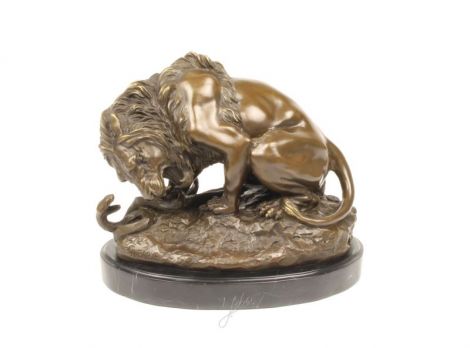 Leul si sarpele-statueta din bronz
