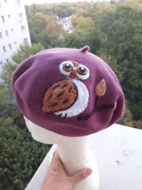 Bereta impaslita cu bufnita