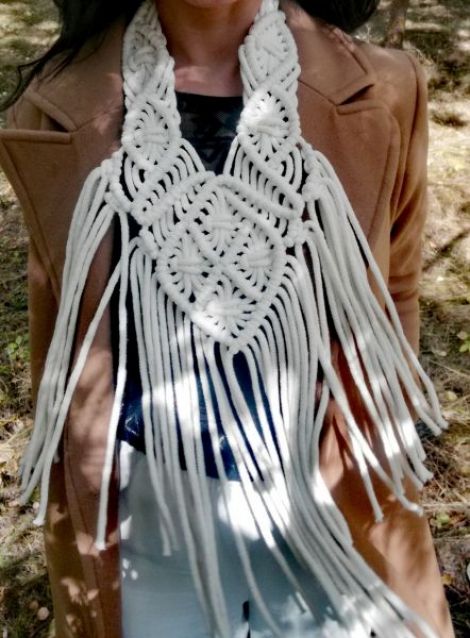 Colier macrame