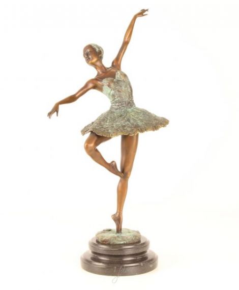 Balerina - statueta din bronz pictat 
