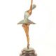 Balerina - statueta din bronz pictat 
