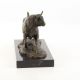 Taur-statueta din bronz cu un soclu din marmura