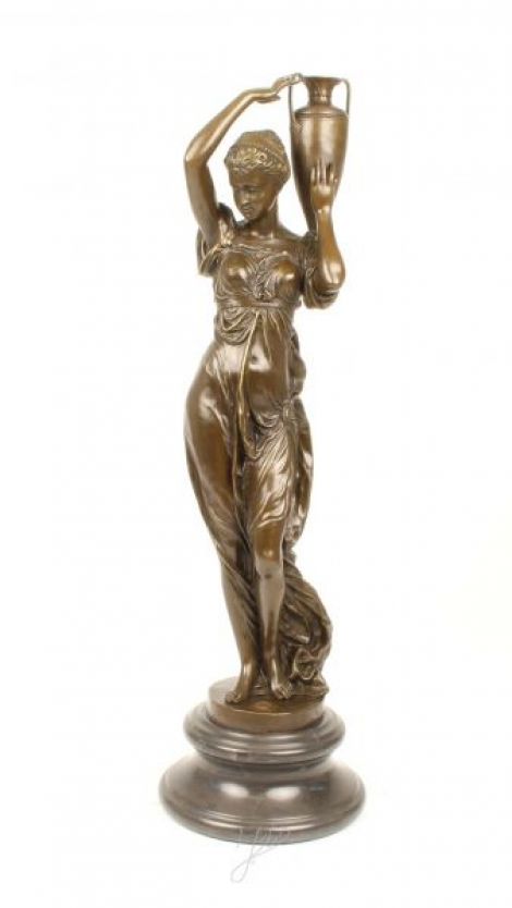 Hebe cu urna- statueta din bronz 