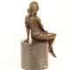 Femeie semidezbracata- statueta din bronz masiv 