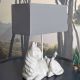 Lampa de masa cu o pisica alba 
