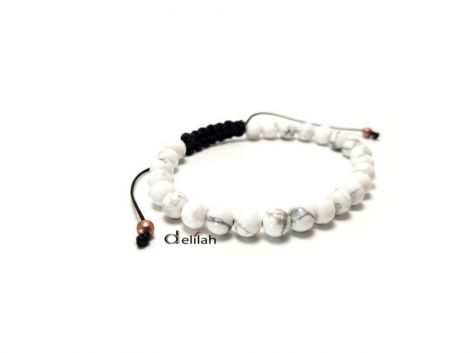 Bratara shamballa unisex cu snur si howlit alb