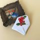 Brosa martisor plic cu flori