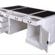 Birou mare din lemn masiv alb cu tapiterie neagra