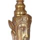 Bustul lui Buddha auriu din rasini