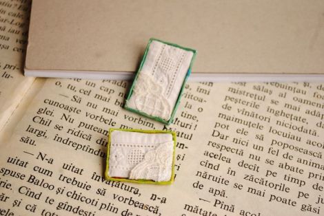 brosa broderie vintage martisor