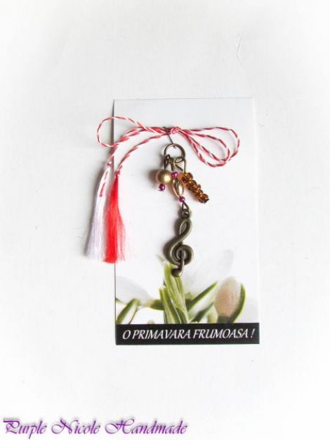 Martisor - pandantiv cheia sol margele