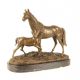 Cal cu manzul- statueta din bronz pe soclu marmura