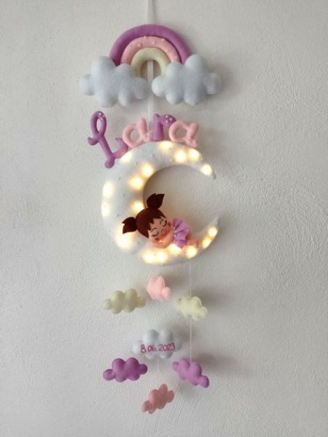 Decoratiune LED handmade semiluna cu fetita