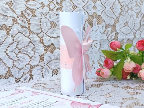 Invitatii botez fluturi albi papirus fetite