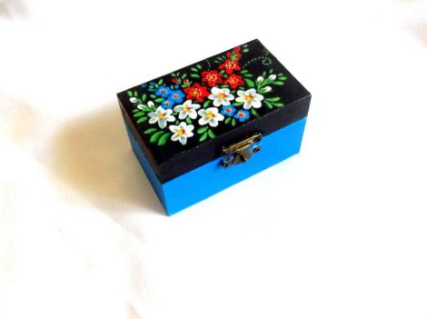 cutie cu model floral