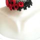 Chocker dantela neagra si buchet de maci rosii