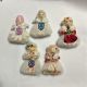 Martisor papusa lana rosu alb cadou