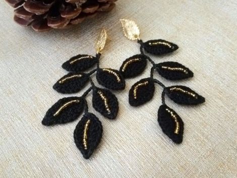 Cercei Boho crosetati brodati cu margele