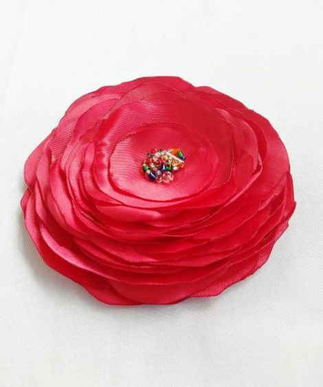 brosa floare satinata rosu si multicolor 11 cm