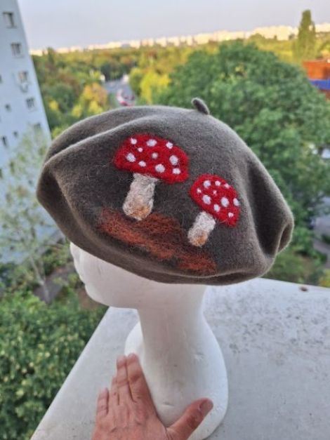 Bereta cu ciupercute