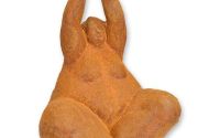 Nud modern-statueta din fonta ruginie