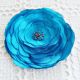 brosa floare albastru ceruleum satinat cu cristale