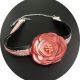 chocker piele dantela si floare roz piersica