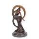 Zeita Artelor-statueta din bronz pe un soclu din m
