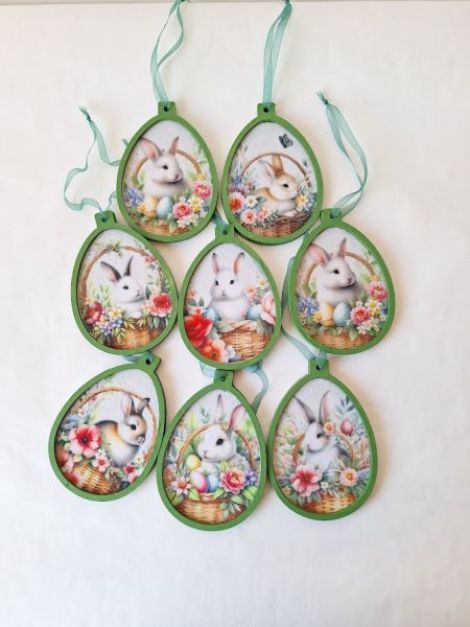 Oua decorative cu iepurasi si flori