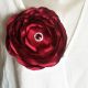 Brosa floare visinie cu cristale 14 cm