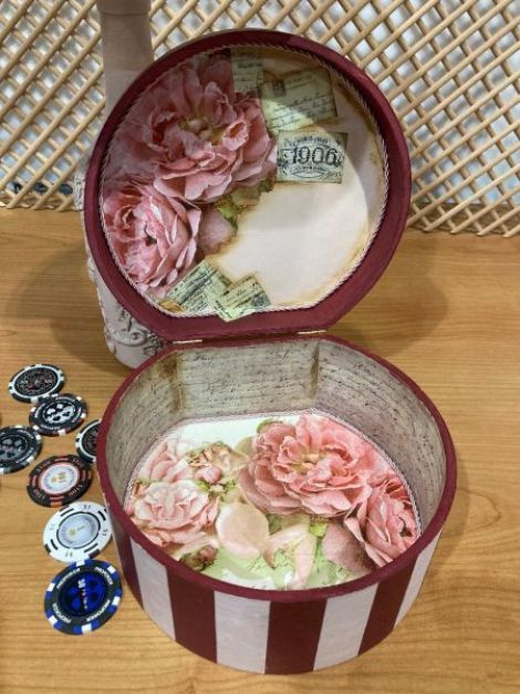 Cutie decorativa Romantic
