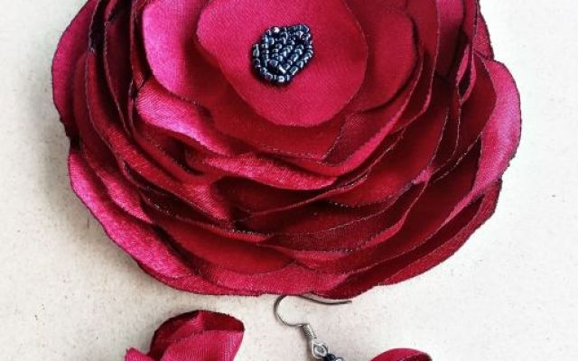 set floral brosa si cercei grena