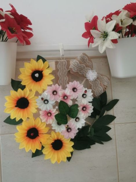 Coronite decor