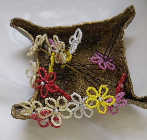 Pinuri par accesorii coafuriagrafe fete