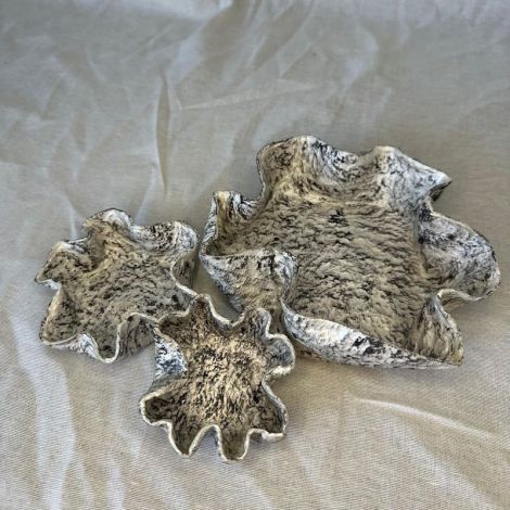 Boluri decorative realizate din paper mache