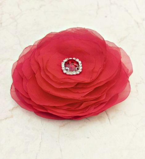 Brosa floare rosie cu cristale 11 cm