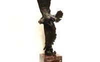 Vultur in zbor-statueta din bronz 
