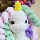 Unicornul PIC croetat manual