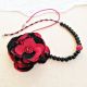 colier floral rosu si negru