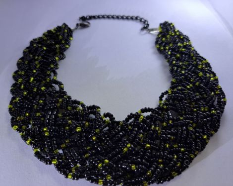 Colier mpletit negru