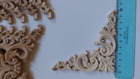 Coltare Ornamente din lemn pentru mobilier