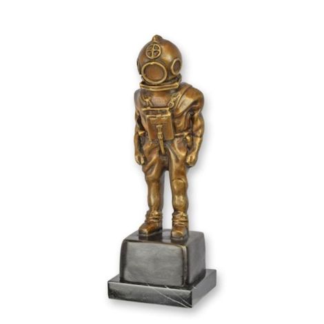 Scafandru-statueta din bronz cu soclu din marmura