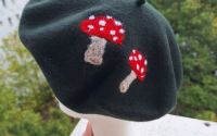Bereta verde cu ciupercute