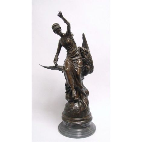 Hebe cu vulturul- statueta din bronz