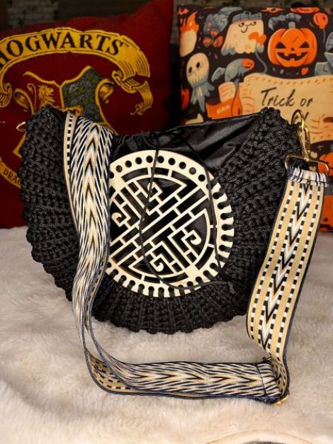 geanta neagra crosetat