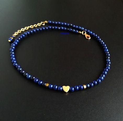 colier lapis lazuli cu inimioara