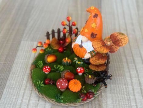 Decor de toamn cu spiridu i dovleac