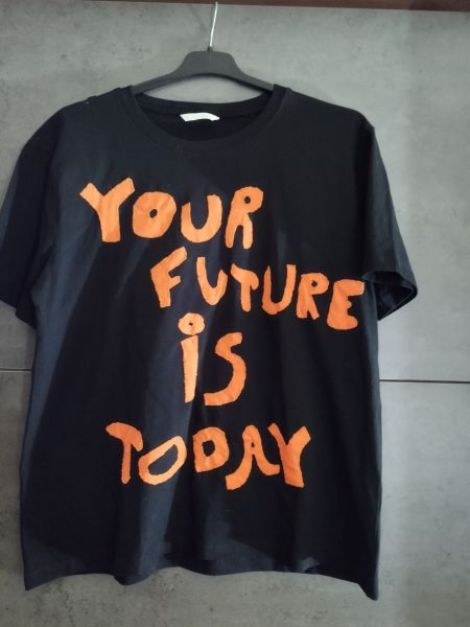 Tricou mesaj