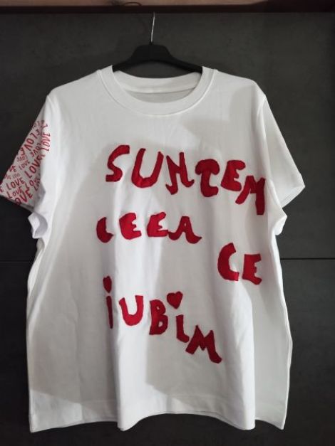 Tricou mesaj